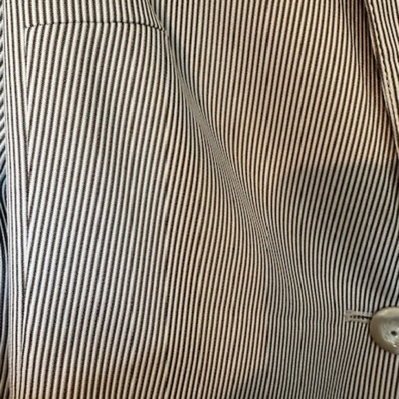 JOHN MEYER BEIGE PINSTRIPE SEERSUCKER 2PC PANTSUIT - SZ 12 - Picture 4 of 6